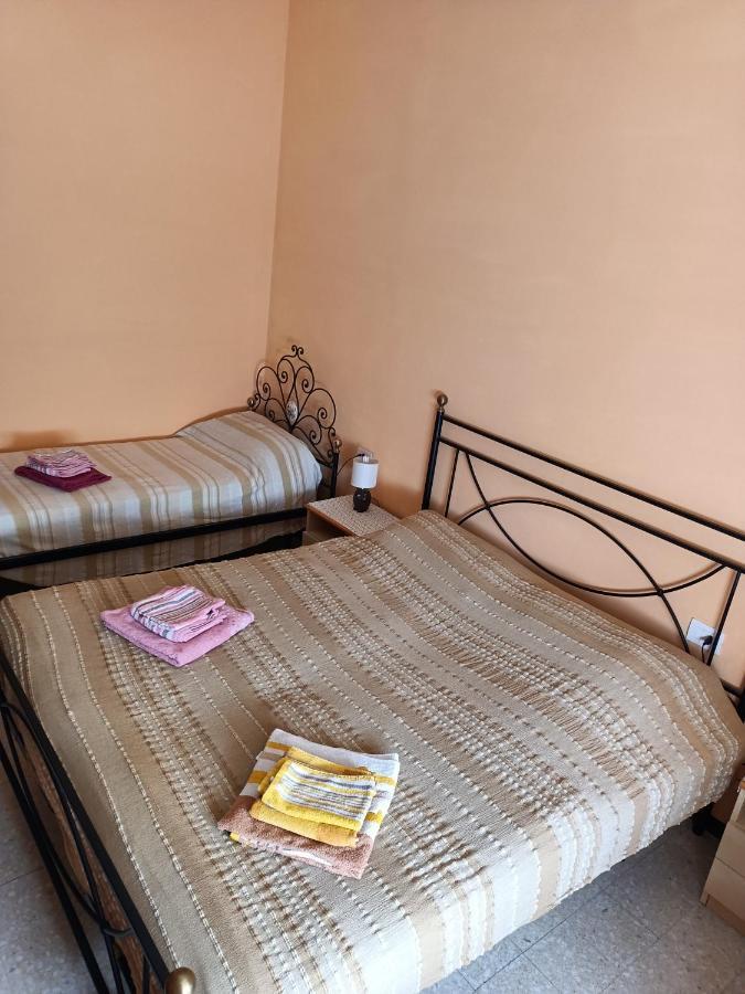 Casa Arcobaleno Hotel Amelia Luaran gambar